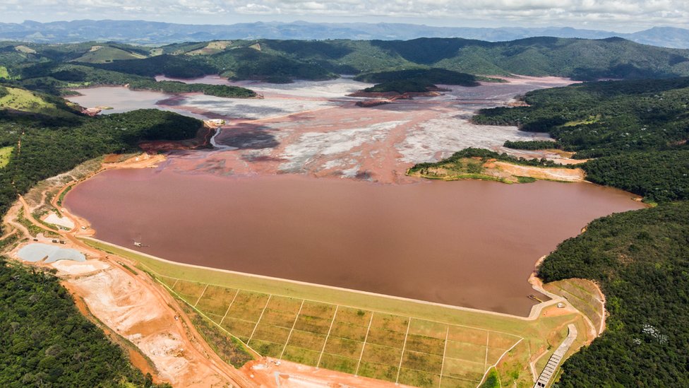 Descaracterização de Barragem de rejeitos de mineração 