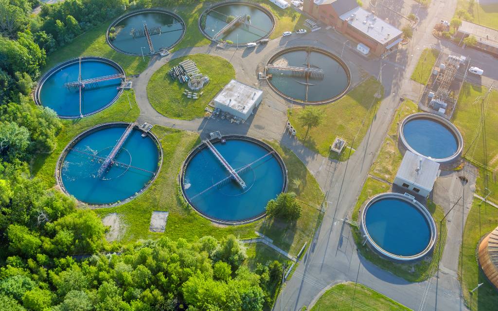 Tratamento físico químico de efluentes industriais Tratamento físico químico de efluentes industriais